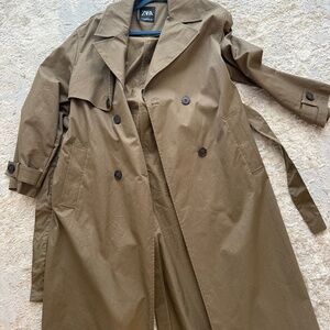 Zara Classic Double-Breasted Trench Coat – XS
